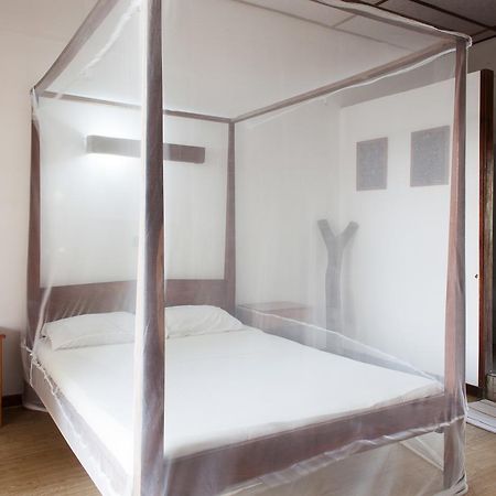 Auberge De Grand Popo Екстер'єр фото