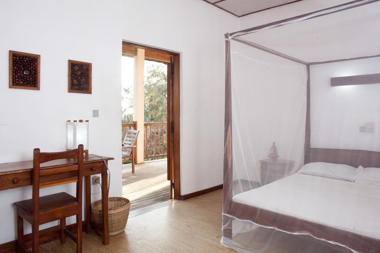 Auberge De Grand Popo Екстер'єр фото